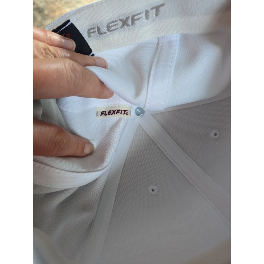 3 Flexfit Fitted Baseball Caps Hats 1 White 2 Black Small Medium New Cool Dry - Picture 5 of 9
